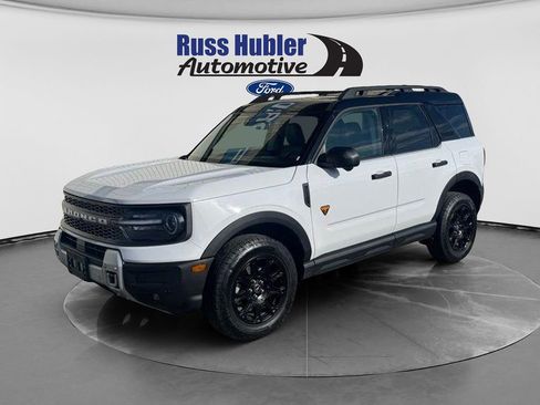 Used 2025 Ford Bronco Sport Badlands AWD/4WD image 1