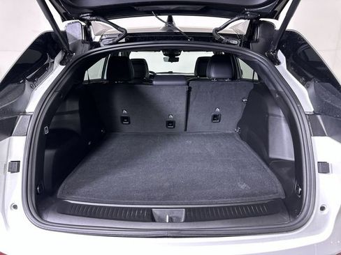 Used 2024 Jeep Wagoneer Launch Edition image 27