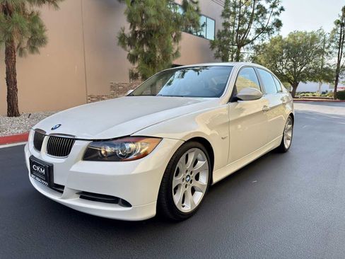 Used 2006 BMW 330i Sedan image 11