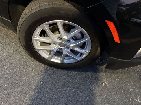 Used 2024 Chevrolet Equinox LT FWD image 5