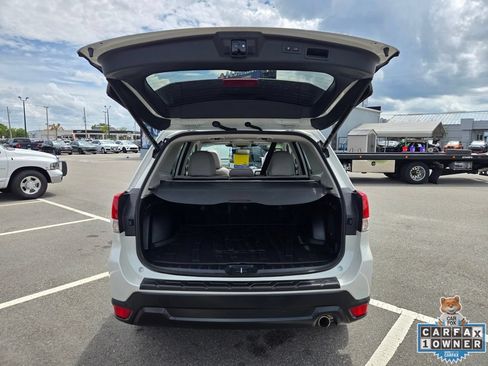 Used 2024 Subaru Forester Limited w/ Convenience Package AWD/4WD image 19
