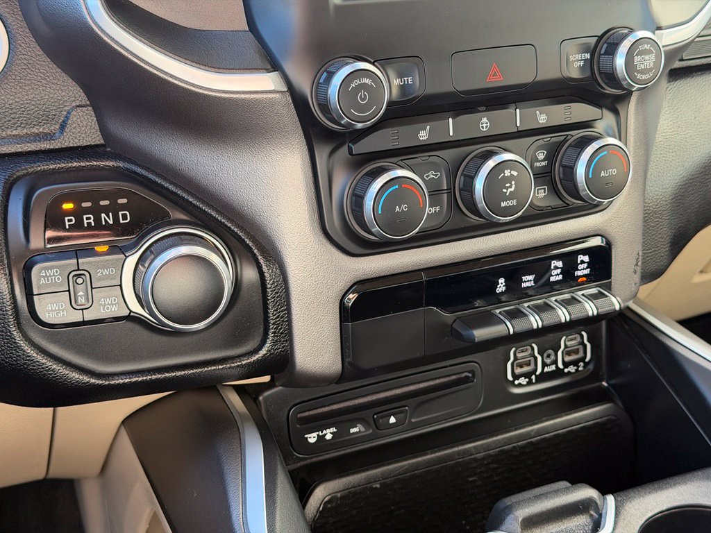 Used 2019 RAM 1500 Big Horn AWD/4WD image 14