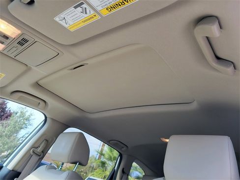 Used 2020 Honda CR-V Touring image 11