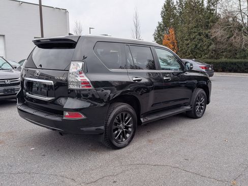 Used 2023 Lexus GX 460 Premium image 3