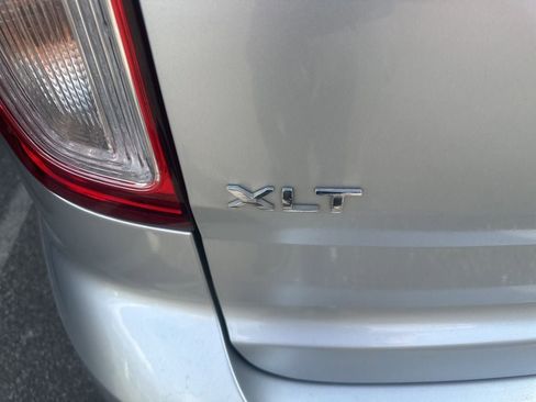 Used 2014 Ford Explorer XLT w/ Equipment Group 202A image 13