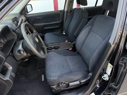 Used 2006 Honda CR-V LX image 15