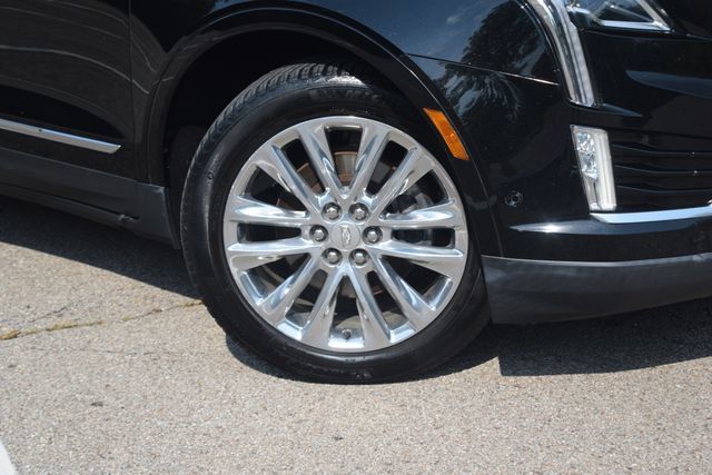 Used 2019 Cadillac XT5 Platinum AWD/4WD image 31