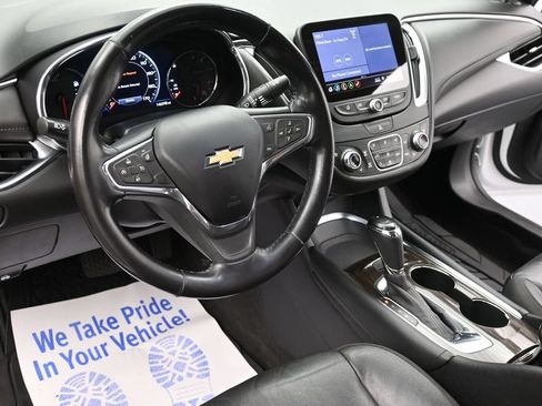 Used 2020 Chevrolet Malibu Premier FWD image 13