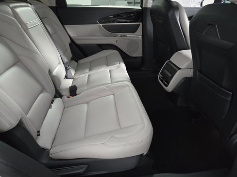 New 2026 Lincoln Nautilus Premier w/ Jet Appearance Package image 18