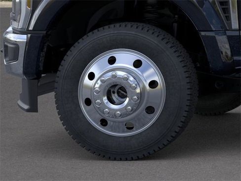 New 2026 Ford F450 Lariat w/ FX4 Off-Road Package image 19