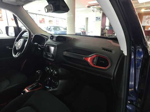 Used 2016 Jeep Renegade Trailhawk image 13