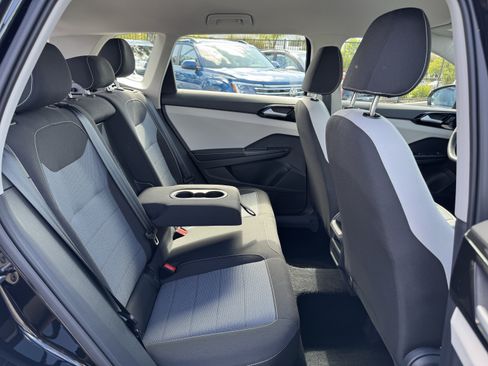 Used 2025 Volkswagen Taos S FWD image 31