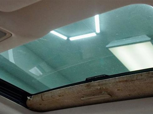 Used 2009 Jaguar XF Luxury image 30