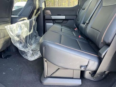 New 2026 Ford F250 Lariat w/ Black Appearance Package image 20