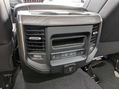 New 2026 RAM 2500 Laramie AWD/4WD image 14