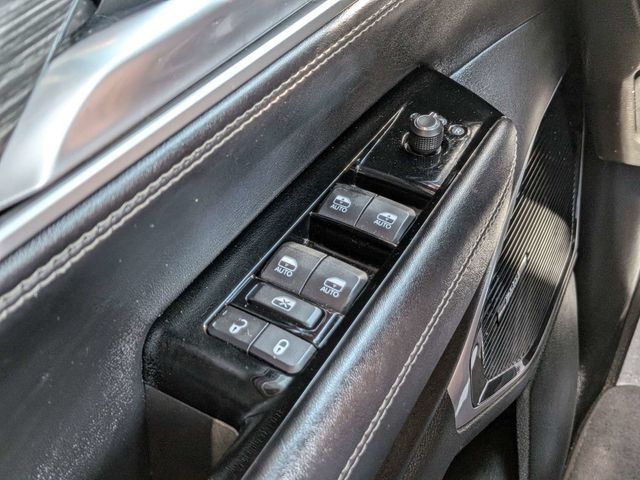 Used 2023 Jeep Wagoneer L Series III w/ Premium Group I AWD/4WD image 27