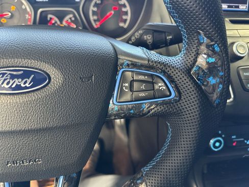 Used 2016 Ford Focus ST FWD image 18