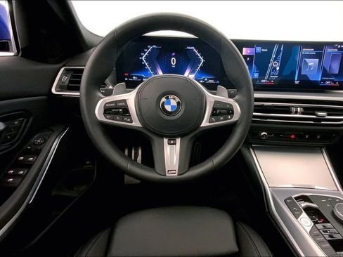 Used 2023 BMW 330i xDrive Sedan w/ M Sport Package AWD/4WD image 4