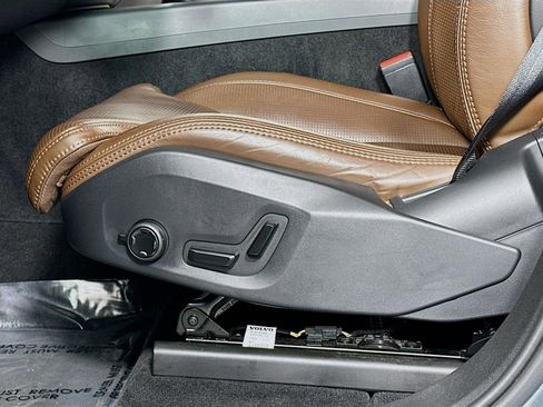 Used 2018 Volvo XC60 T5 Inscription image 24