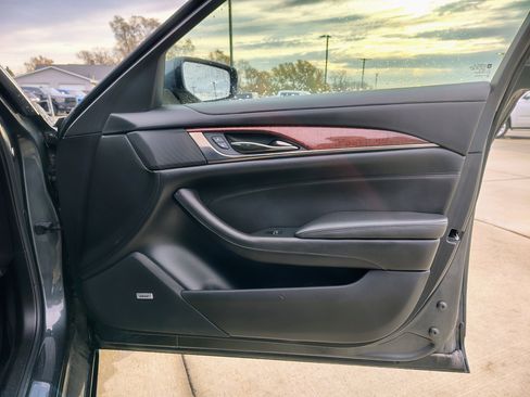 Used 2014 Cadillac CTS Luxury image 18