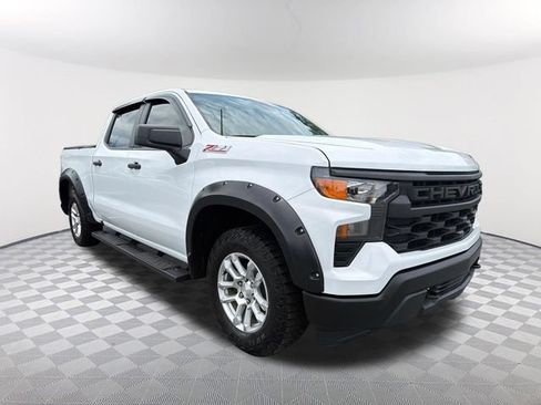 Used 2023 Chevrolet Silverado 1500 W/T w/ WT Value Package AWD/4WD image 3