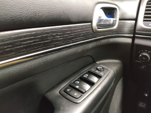 Used 2018 Jeep Grand Cherokee High Altitude image 27