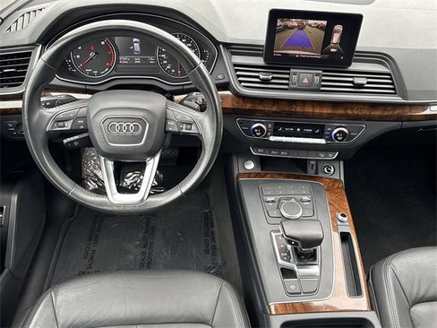 Used 2018 Audi Q5 2.0T Premium image 23