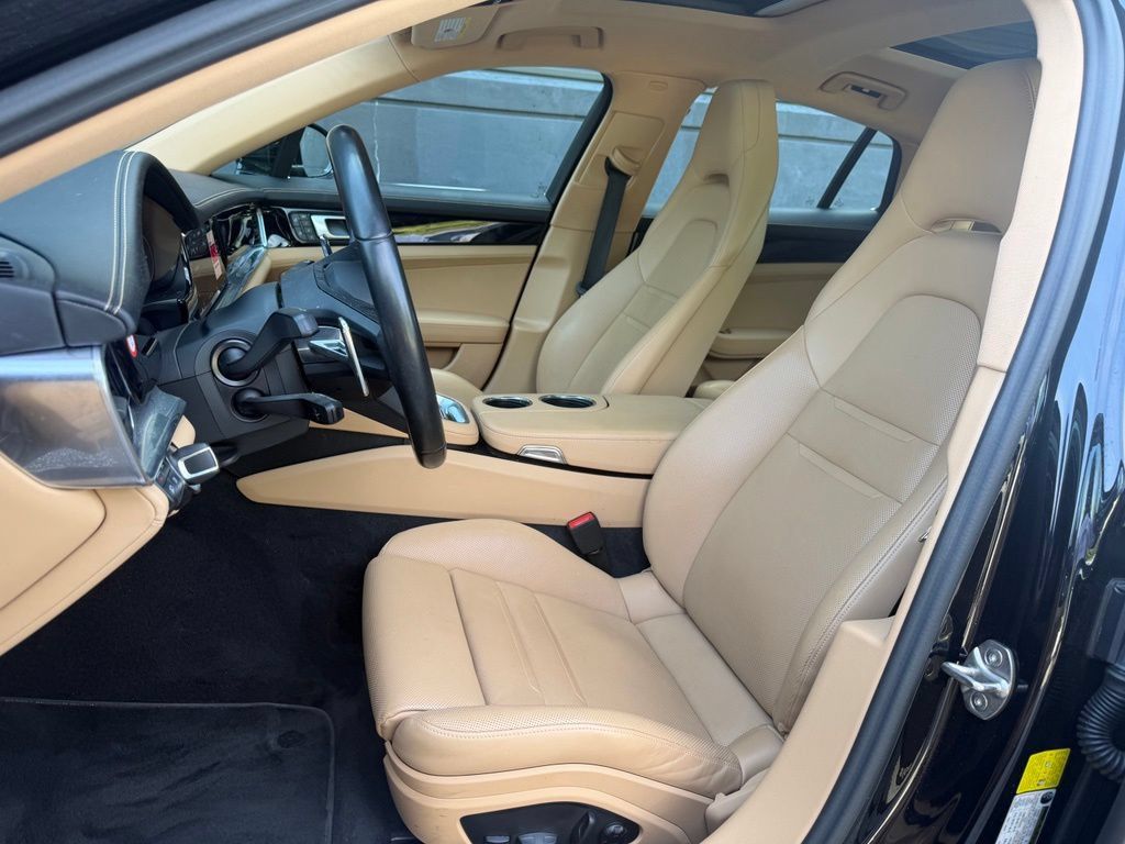 Certified 2023 Porsche Panamera 4S AWD/4WD image 16