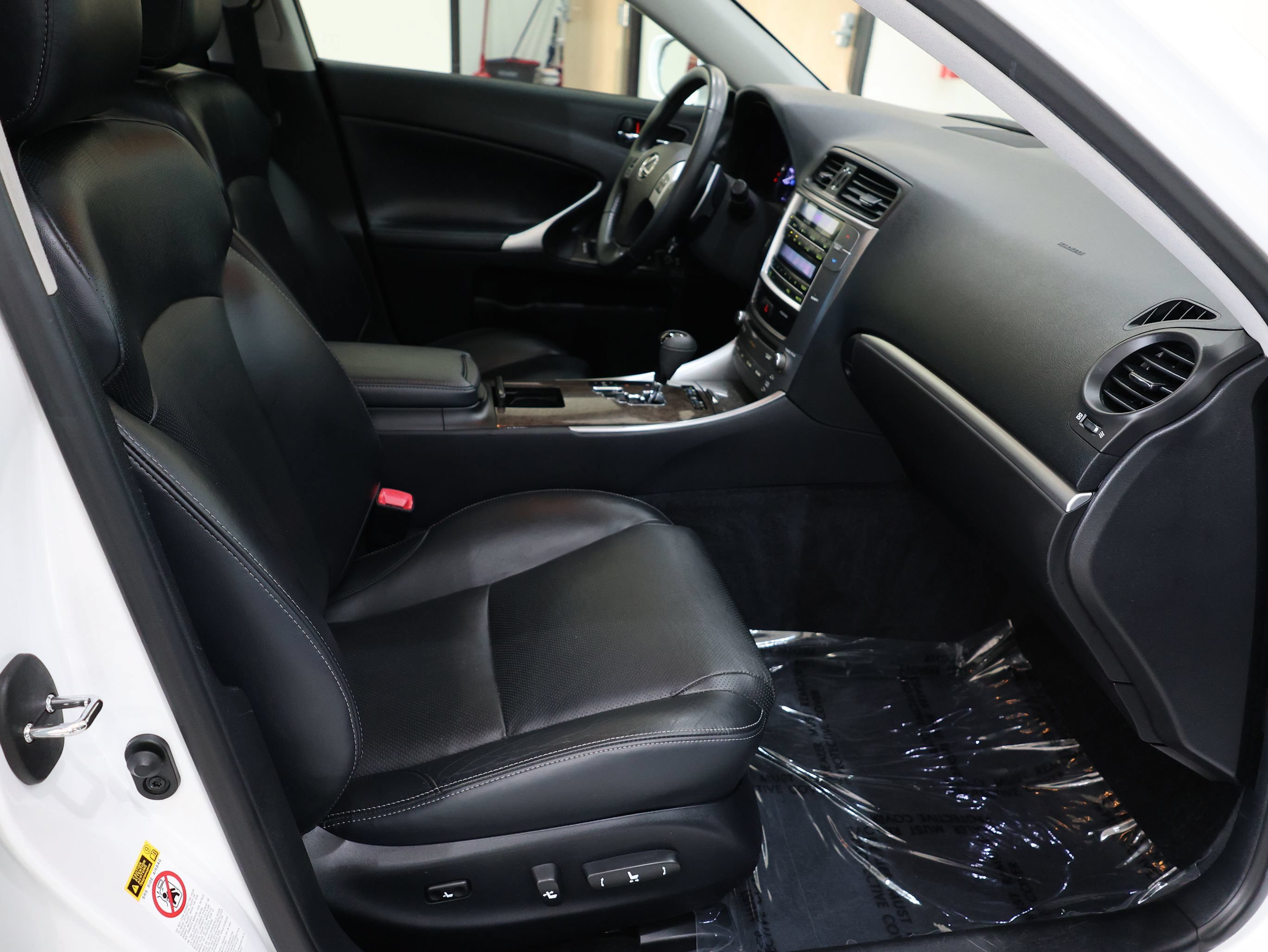 Used 2012 Lexus IS 250 w/ Premium Pkg Value Edition RWD image 32