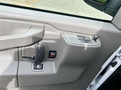 New 2026 Chevrolet Express 2500 w/ Driver Convenience Package RWD image 20