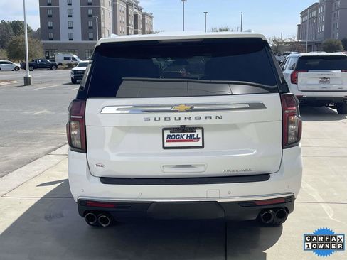 Used 2023 Chevrolet Suburban Premier image 7