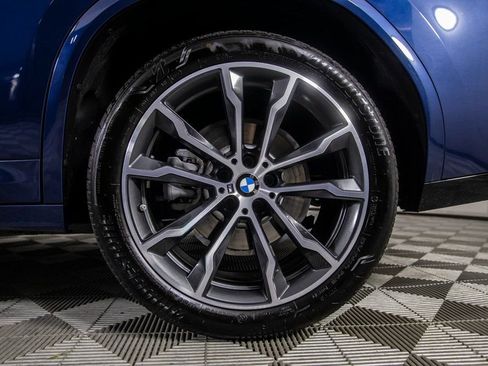 Used 2024 BMW X4 xDrive30i w/ M Sport Package image 41