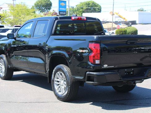 Certified 2023 Chevrolet Colorado LT w/ LT Convenience Package II AWD/4WD image 5