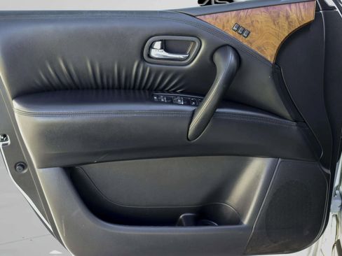 Used 2021 Nissan Armada SL w/ Captain's Chairs Package image 14