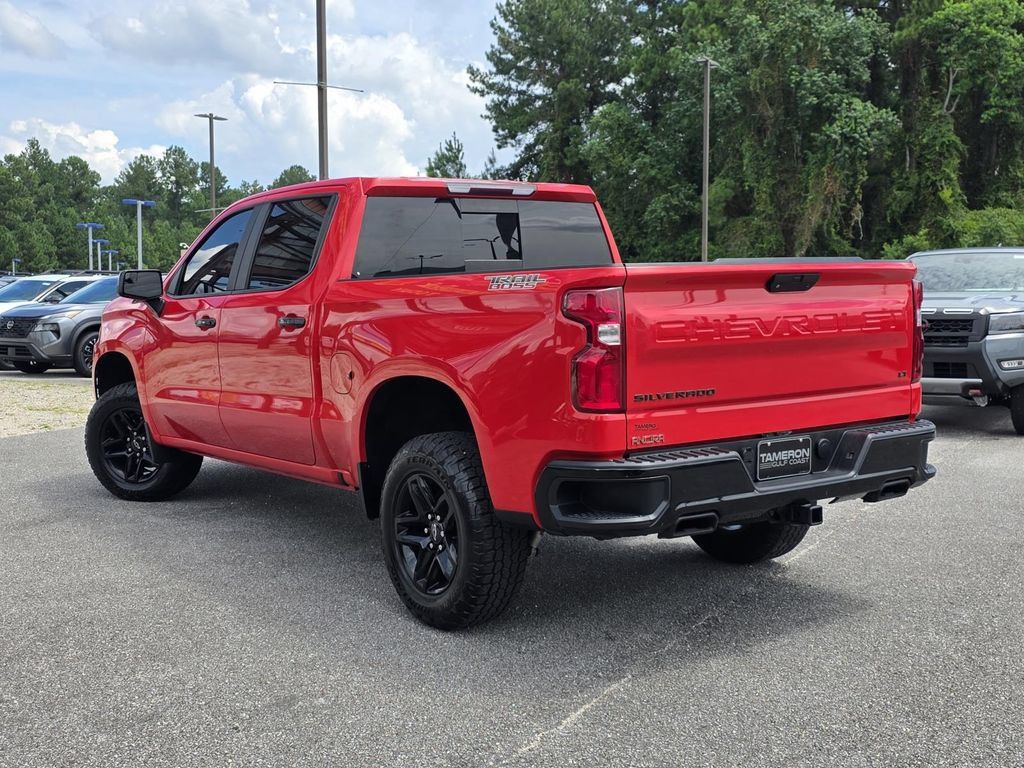 Used 2020 Chevrolet Silverado 1500 LT Trail Boss AWD/4WD image 4
