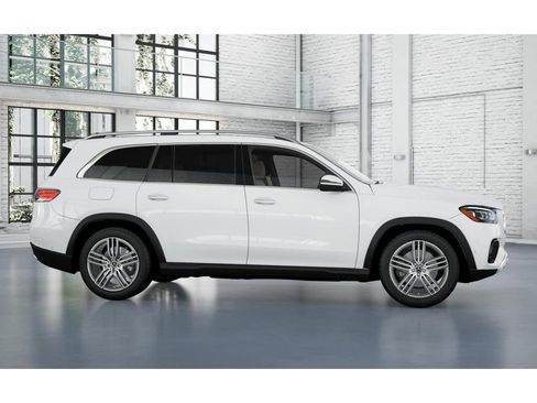 New 2025 Mercedes-Benz GLS 450 4MATIC image 15