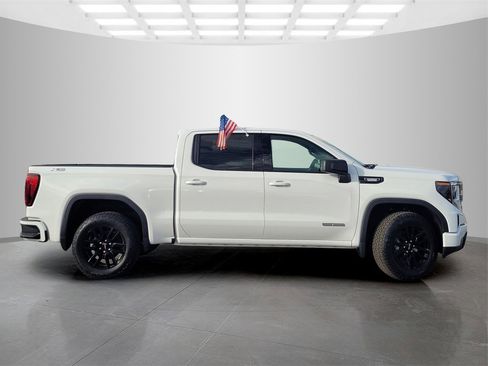 New 2026 GMC Sierra 1500 Elevation image 3