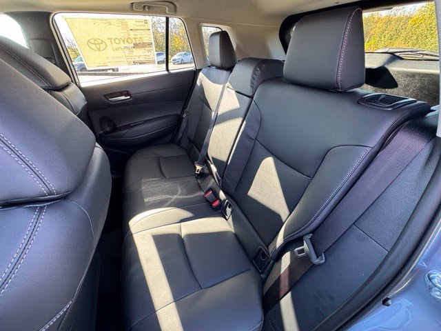 New 2026 Toyota Corolla Cross XLE w/ Convenience Package AWD/4WD image 17