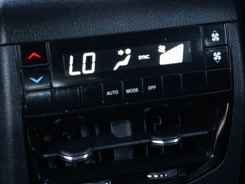 Used 2024 Jeep Grand Cherokee L Laredo AWD/4WD image 33