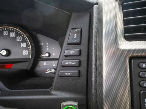 Used 2006 Cadillac XLR image 36