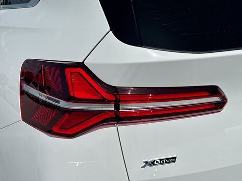 New 2025 BMW X3 xDrive30i w/ Convenience Package image 32