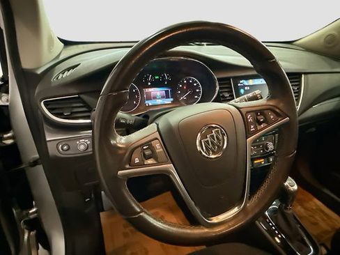 Used 2019 Buick Encore Preferred image 12