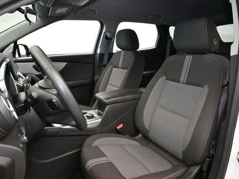 Used 2024 Chevrolet Blazer LT image 10