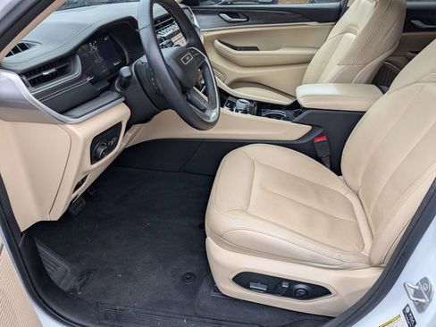 Certified 2021 Jeep Grand Cherokee L Limited image 13