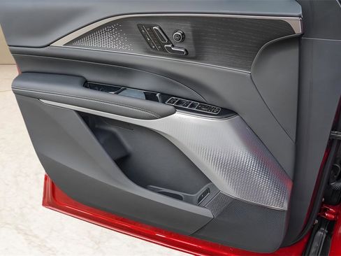 New 2026 Cadillac Lyriq V w/ Exterior Carbon Fiber Package image 20