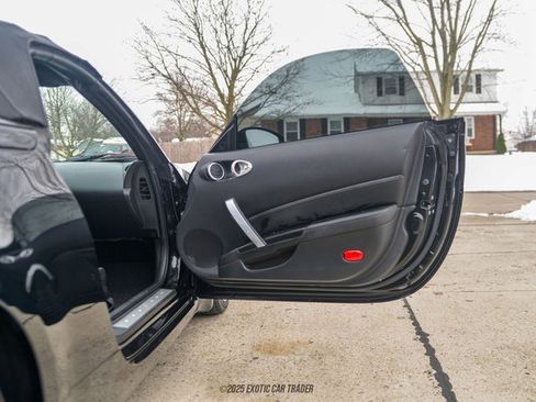 Used 2007 Nissan 350Z Touring image 40
