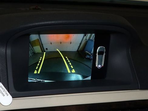 Used 2015 Volvo XC70 T6 w/ Proximity Package image 19