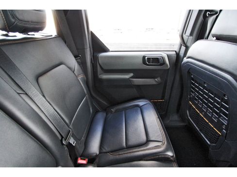 Used 2022 Ford Bronco Badlands AWD/4WD image 14