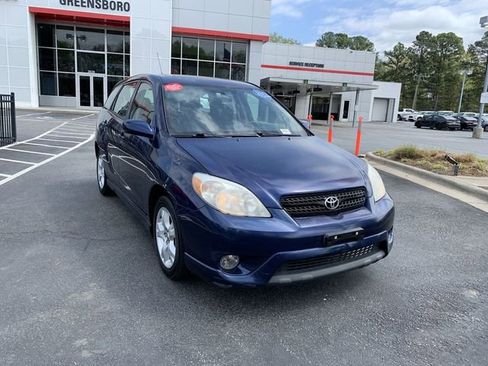 Used 2008 Toyota Matrix XR image 2