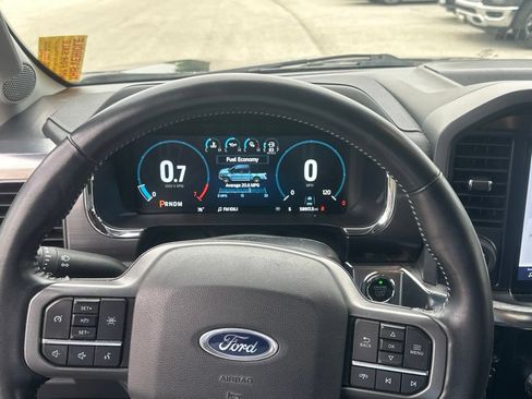 Used 2022 Ford F150 Lariat AWD/4WD image 6